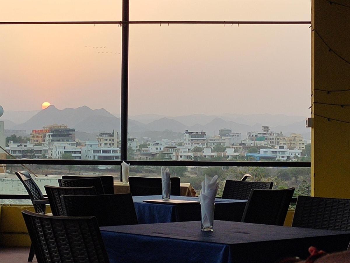 Hotel Lake Star Udaipur Exterior foto