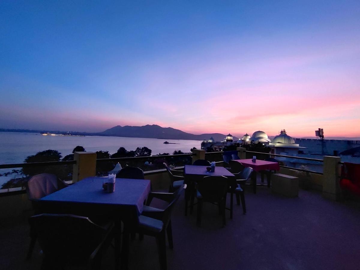 Hotel Lake Star Udaipur Exterior foto